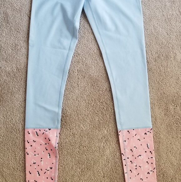 karuna Pants - Karuna leggings - New